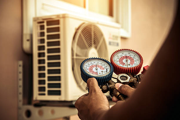 Professional Hvac Installation technician working in Rio, WI